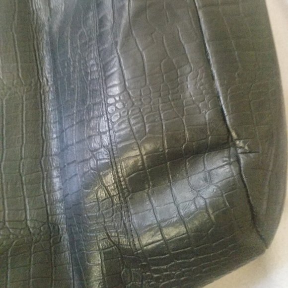 Vintage fendi black embossed croc gator gold tote - Picture 2 of 8